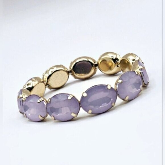 Beautiful Purple Simulated Crystal and Gold Tone Stretch Bracelet. - Picture 5 of 5